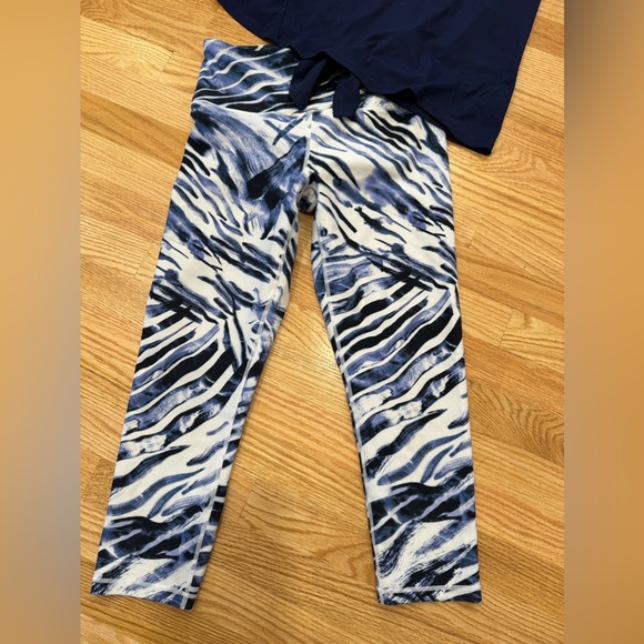 Balance Collection Women's Capri Cropped High Rise Workout Leggings - Picture 7 of 8